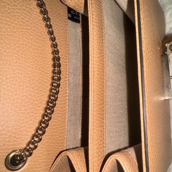 Gucci Interlocking G Small Leather Shoulder Bag - Picture 10 of 11